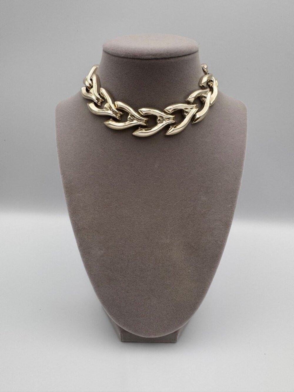 Vintage Chunky Gold Tone Geometric Link Choker Necklace Hinged Statement 13”